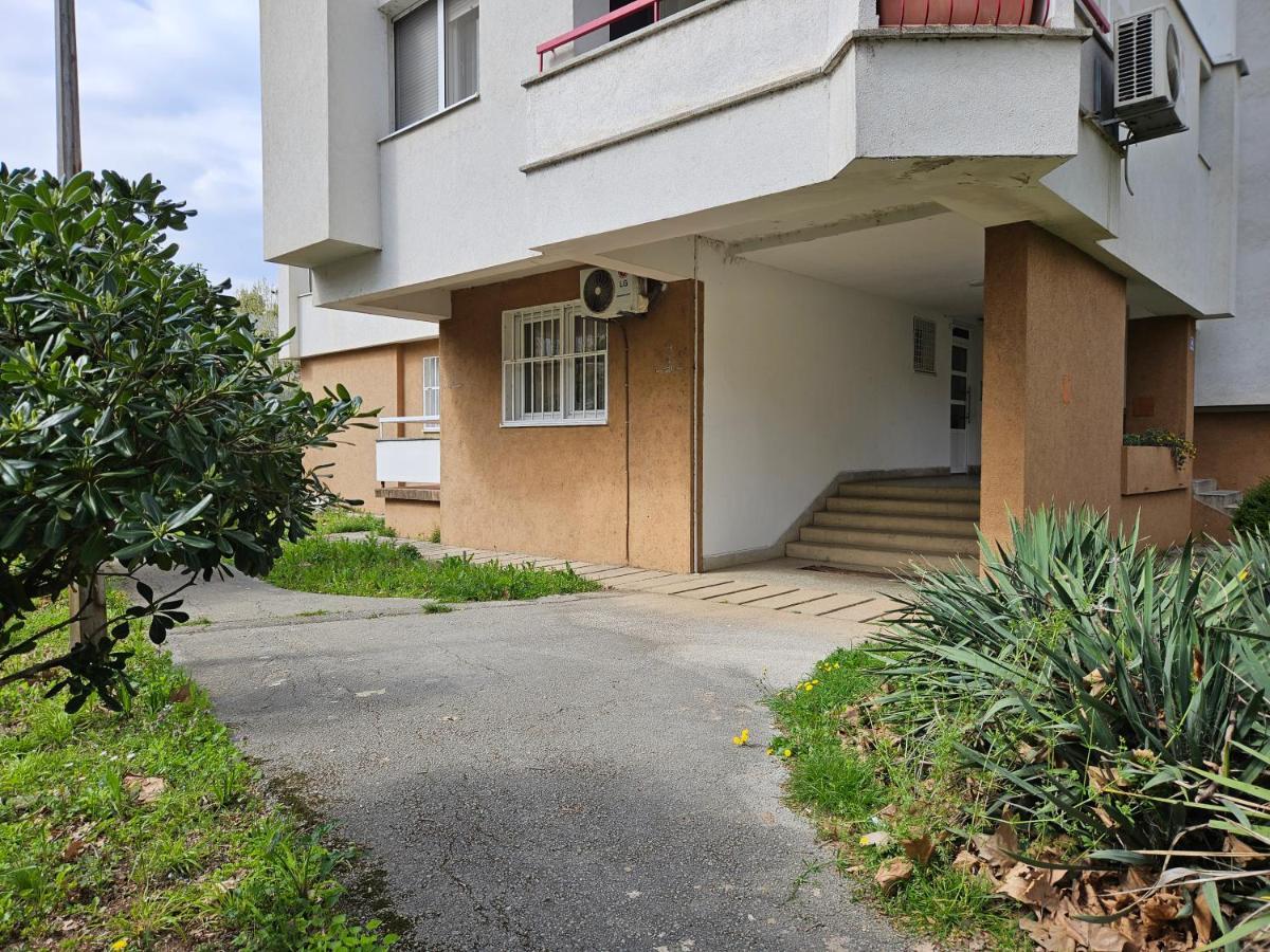 City Mid Mostar Apartment Exterior photo