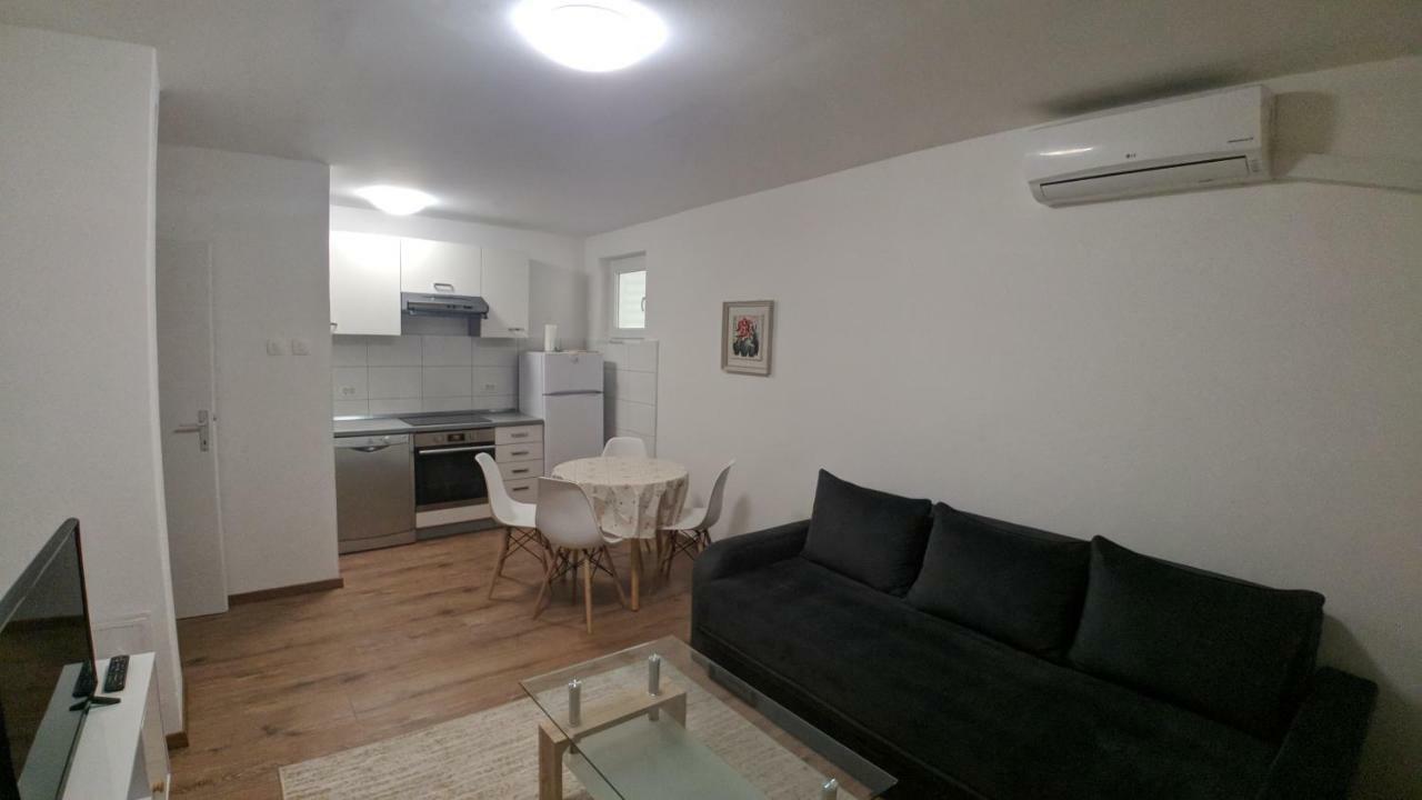 City Mid Mostar Apartment Exterior photo