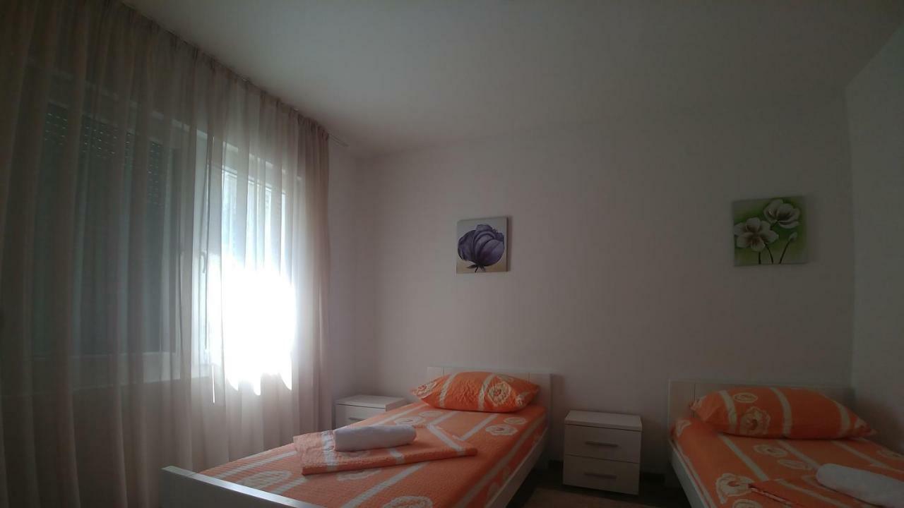 City Mid Mostar Apartment Exterior photo